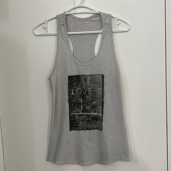 Lulu Lemon Loose Fit Tank - Picture 1 of 2